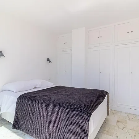 Superb Rooftop Parking * Roquebrune-Cap-Martin