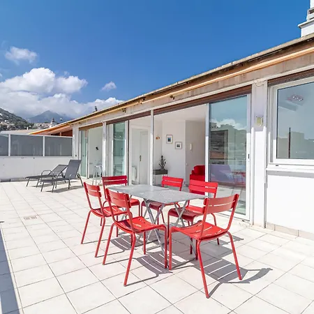 Vakantiehuis Superb Rooftop Parking *