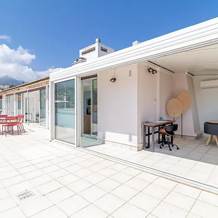 Superb Rooftop Parking * Roquebrune-Cap-Martin
